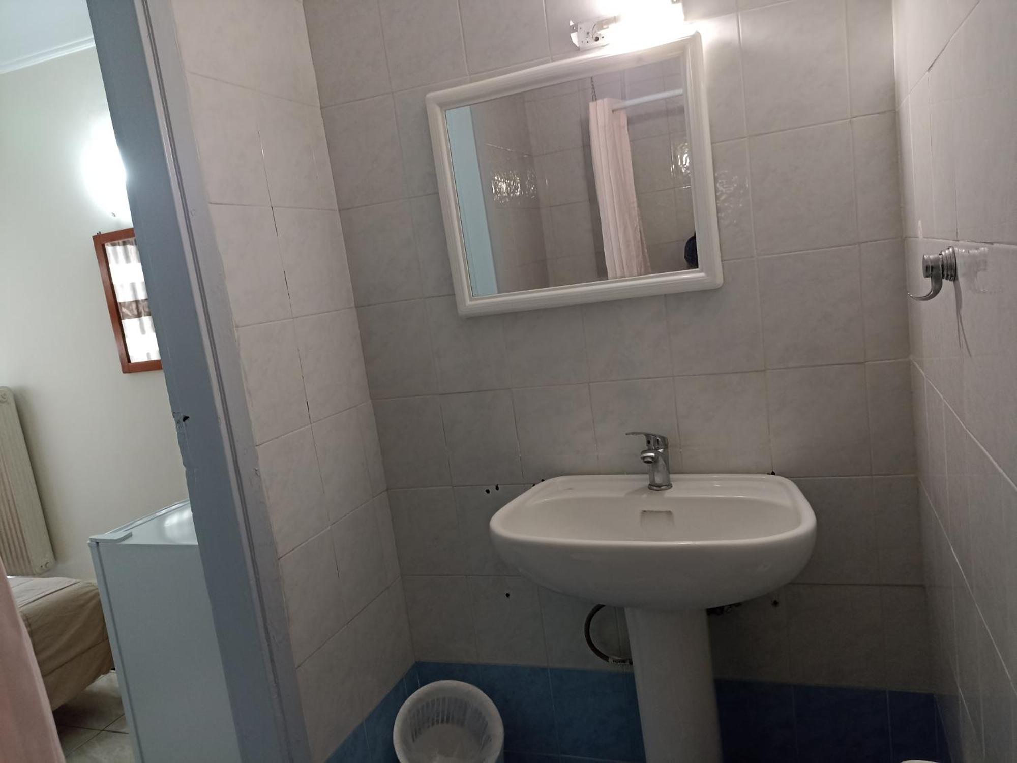 Elite Hotel 2*